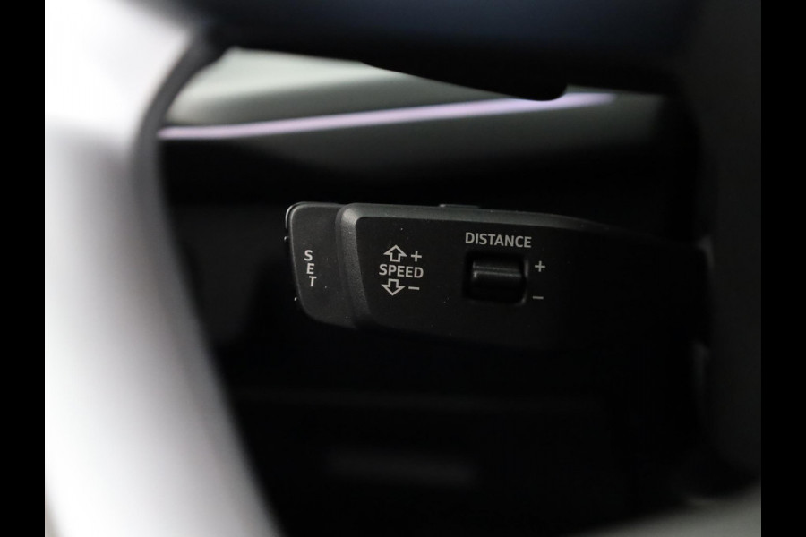 Audi Q3 Advanced edition e-hybrid 272 pk | Techniekpakket plus | Ambiente lichtpakket | Privacy glas | Functioneel pakket |