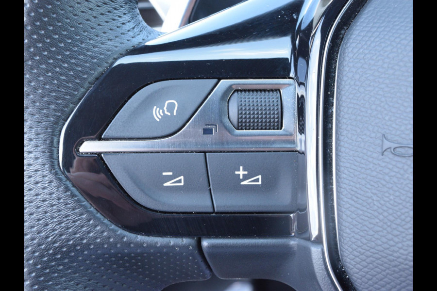 Peugeot 3008 1.6 HYbrid 225 GT Pack Business | ELEKTRISCH GLAZEN PANORAMADAK | CAMERA MET SENSOREN | NAVI & CARPLAY |