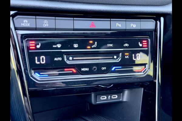 Volkswagen T-Roc 1.5 TSI 3x R-Line Pano/IQ.Light/Beats