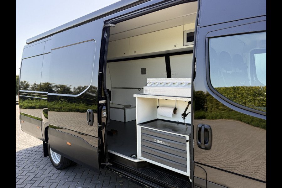 Iveco Daily 35C21 3.0 210 PK AUTOMAAT L3H2 N1 / MOTORSPORT INRICHTING / LUIFEL / LUCHTCOMPRESSOR / DUBBEL LUCHT / 3-ZITS