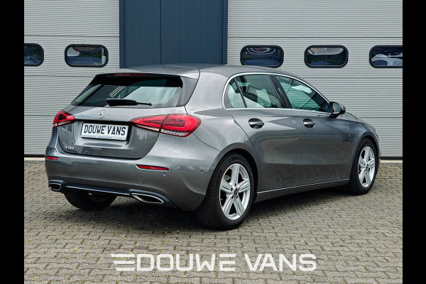 Mercedes-Benz A-Klasse 180 Automaat AmbienteVerli. Led MBUX Trekhaak BTW auto. 1ste eigenaar. Dealer onderhouden.