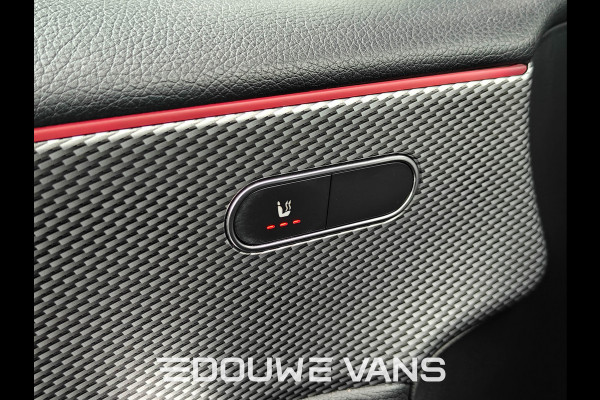 Mercedes-Benz A-Klasse 180 Automaat AmbienteVerli. Led MBUX Trekhaak BTW auto. 1ste eigenaar. Dealer onderhouden.