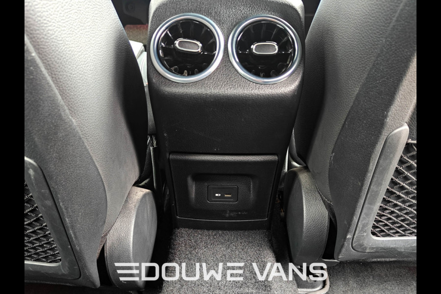 Mercedes-Benz A-Klasse 180 Automaat AmbienteVerli. Led MBUX Trekhaak BTW auto. 1ste eigenaar. Dealer onderhouden.