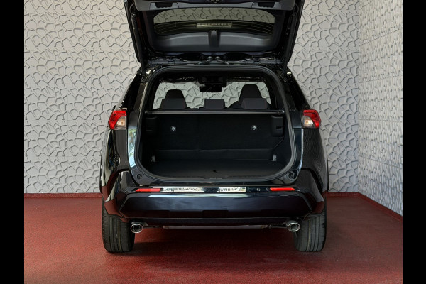 Toyota RAV4 2.5 Plug-in Hybrid AWD 306PK ✅Fabrieksnieuw✅ – direct leverbaar | 1500KG trekgewicht | Head-up | 360° camera | LED | Elektr. kle PHEV PLUG IN