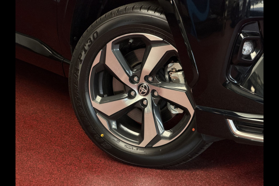 Toyota RAV4 2.5 Plug-in Hybrid AWD 306PK ✅Fabrieksnieuw✅ – direct leverbaar | 1500KG trekgewicht | Head-up | 360° camera | LED | Elektr. kle PHEV PLUG IN