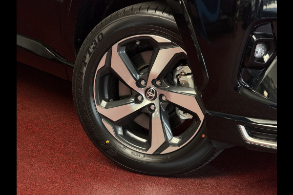 Toyota RAV4 2.5 Plug-in Hybrid AWD 306PK ✅Fabrieksnieuw✅ – direct leverbaar | 1500KG trekgewicht | Head-up | 360° camera | LED | Elektr. kle PHEV PLUG IN