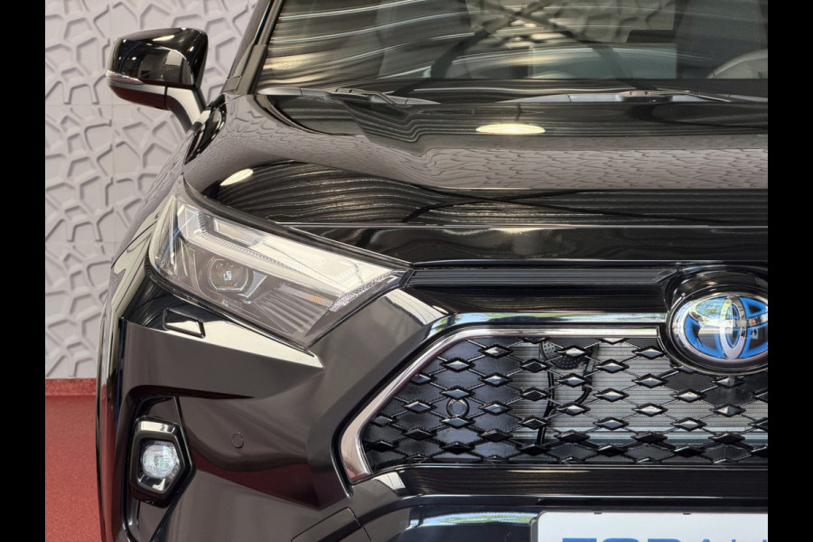 Toyota RAV4 2.5 Plug-in Hybrid AWD 306PK ✅Fabrieksnieuw✅ – direct leverbaar | 1500KG trekgewicht | Head-up | 360° camera | LED | Elektr. kle PHEV PLUG IN