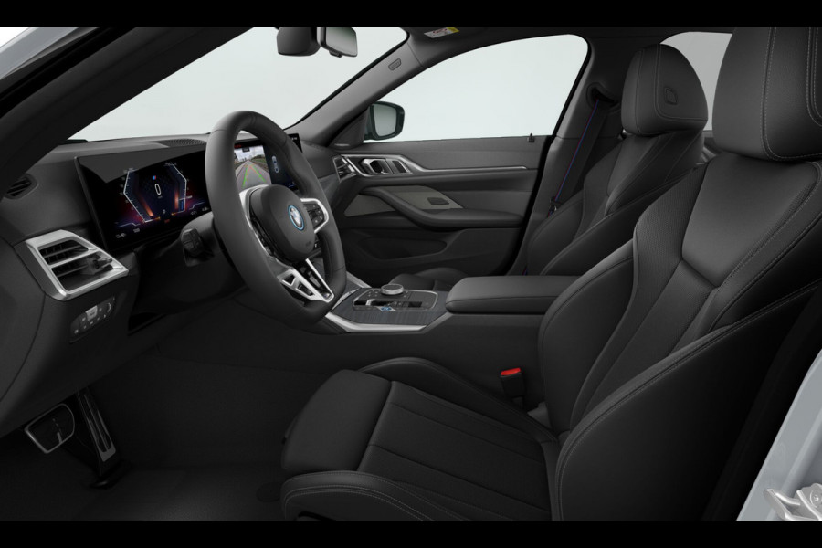 BMW i4 eDrive35 - M-Sport Pro - Verwarmd Stuurwiel - ACC - Harman Kardon - 19 inch