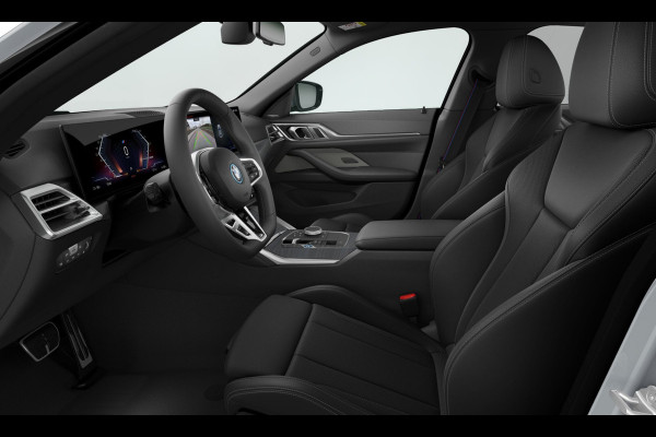 BMW i4 eDrive35 - M-Sport Pro - Verwarmd Stuurwiel - ACC - Harman Kardon - 19 inch