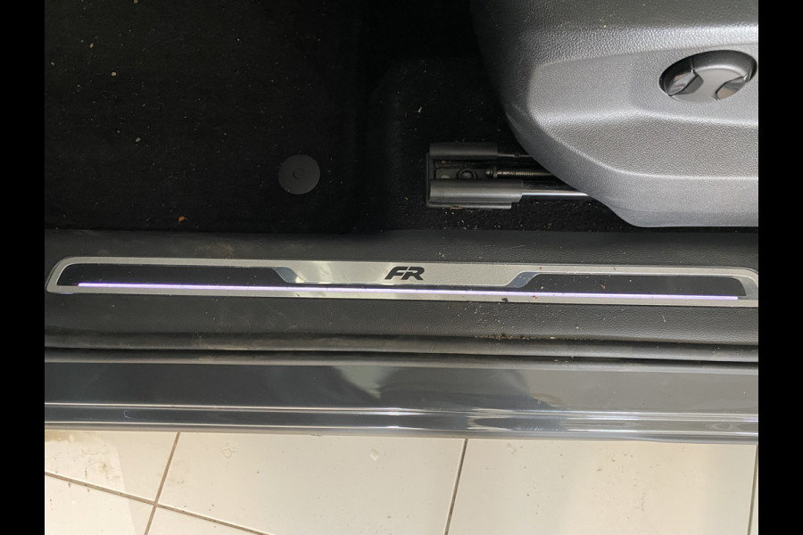 Seat Tarraco 1.4 TSI e-Hybrid PHEV FR Panoramadak / Trekhaak /Apple carplay-Android