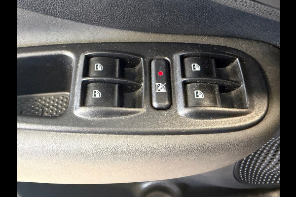 Fiat 500L 0.9 TwinAir Cross CAMERA PDC NAVI CRUISE CONTROL CLIMATE AIRCO