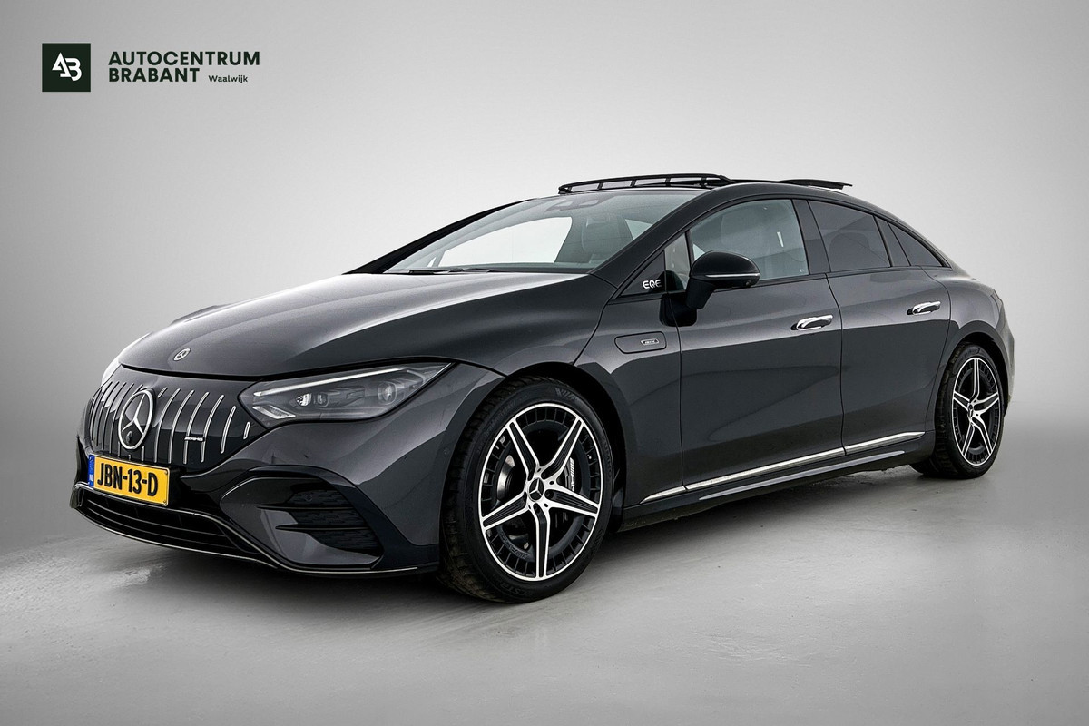 Mercedes-Benz EQE AMG 43 4MATIC 90 kWh(Goed OnderH, Panorama, 360 Camera, SfeerVerlichting, Massage Stoelen, StoelV, Lane A, Etc)