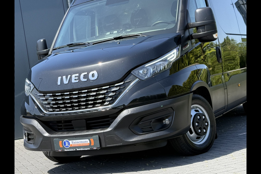Iveco Daily 35C21 3.0 210 PK AUTOMAAT L3H2 N1 / MOTORSPORT INRICHTING / LUIFEL / LUCHTCOMPRESSOR / DUBBEL LUCHT / 3-ZITS