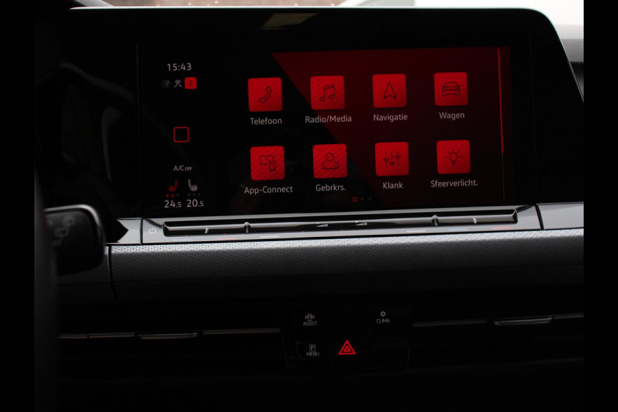 Volkswagen Golf 1.0 eTSI 110pk Active Automaat Panorama dak Navigatie Climate Control Adaptive Cruise Control Virtual Cockpit Stoelverwarming Extra Getint Glas