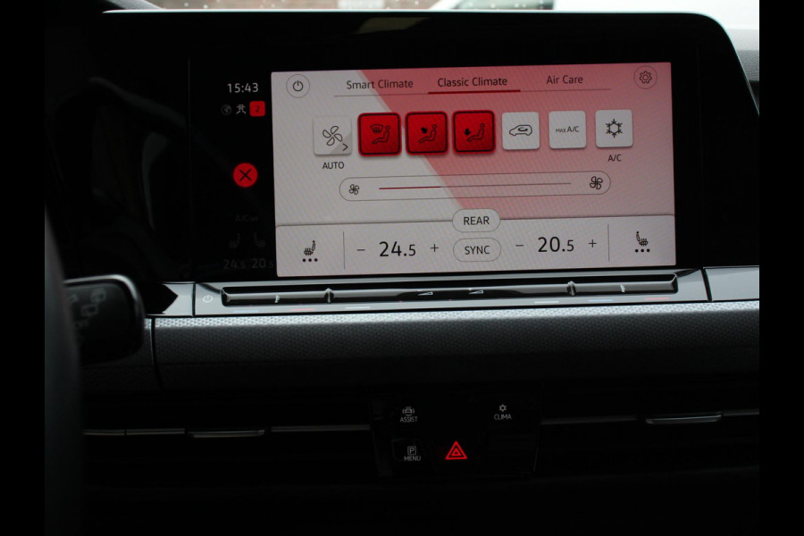 Volkswagen Golf 1.0 eTSI 110pk Active Automaat Panorama dak Navigatie Climate Control Adaptive Cruise Control Virtual Cockpit Stoelverwarming Extra Getint Glas