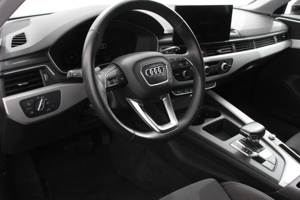 Audi A4 Avant 40 TFSI 204pk Automaat S-Line Black Edition Navigatie Apple Carplay/Android Auto Adaptieve Cruise Control Parkeersensoren Camera Dodehoek Assistent Elektrische Achterklep Stoelverwarming Climate Control