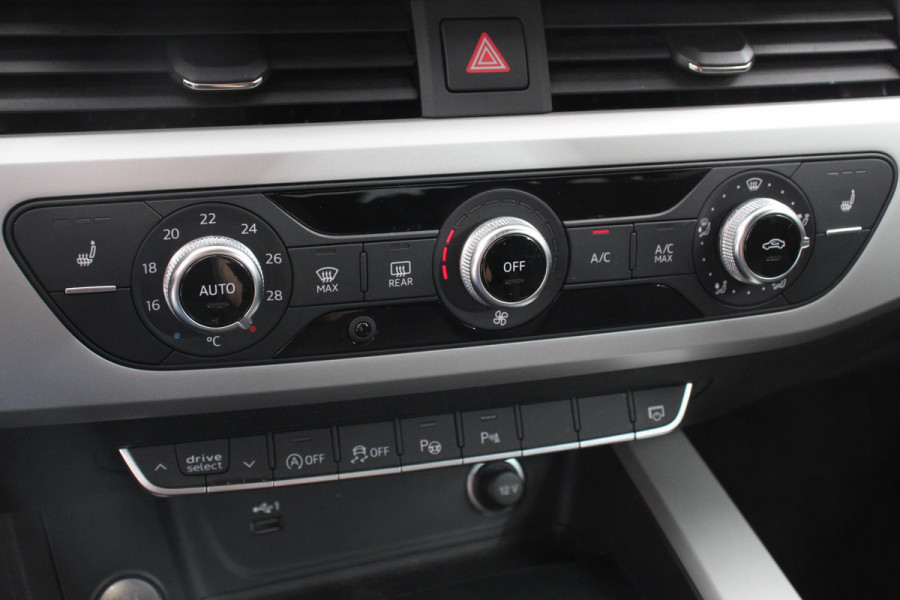 Audi A4 Avant 40 TFSI 204pk Automaat S-Line Black Edition Navigatie Apple Carplay/Android Auto Adaptieve Cruise Control Parkeersensoren Camera Dodehoek Assistent Elektrische Achterklep Stoelverwarming Climate Control