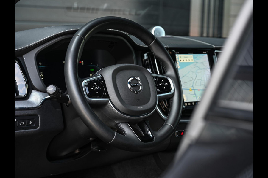 Volvo XC60 2.0 T8 Plug-in-hybrid AWD Polestar Engineered | NL Auto | Bowers & Wilkins | Camera | Panoramadak | Trekhaak | Memory Seat | Stuurverwarming | Stoelverwarming | Keyless Entry | ACC