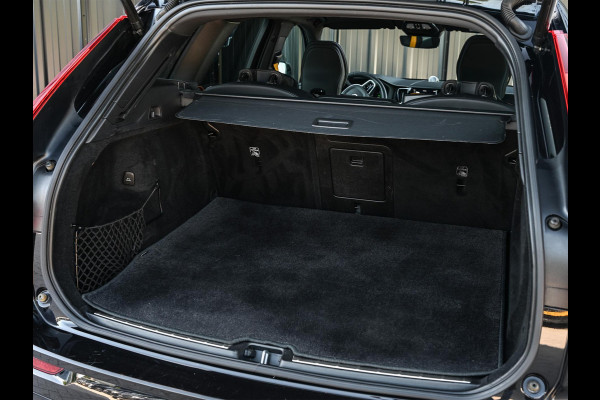 Volvo XC60 2.0 T8 Plug-in-hybrid AWD Polestar Engineered | NL Auto | Bowers & Wilkins | Camera | Panoramadak | Trekhaak | Memory Seat | Stuurverwarming | Stoelverwarming | Keyless Entry | ACC