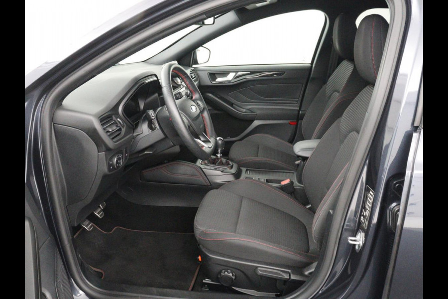 Ford Focus 1.0 EcoBoost Hybrid ST Line X Business | Trekhaak | Camera | Carplay | Navigatie | Keyless | Full LED | DAB | Parkeerhulp | Climate control | Bluetooth | Cruise control
