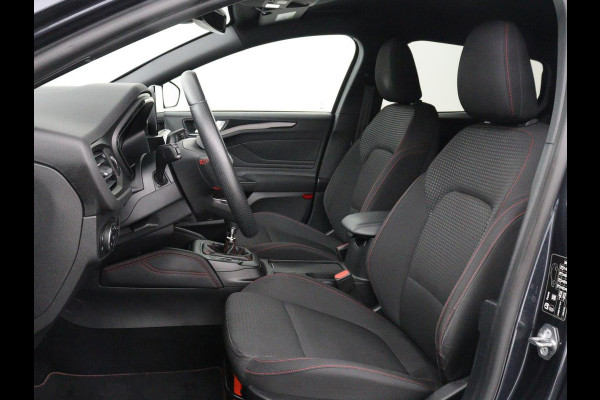 Ford Focus 1.0 EcoBoost Hybrid ST Line X Business | Trekhaak | Camera | Carplay | Navigatie | Keyless | Full LED | DAB | Parkeerhulp | Climate control | Bluetooth | Cruise control