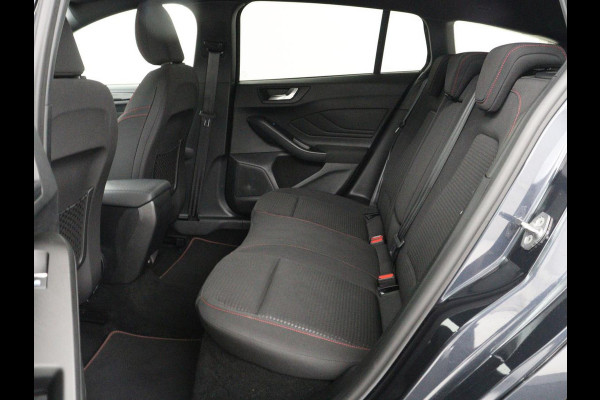Ford Focus 1.0 EcoBoost Hybrid ST Line X Business | Trekhaak | Camera | Carplay | Navigatie | Keyless | Full LED | DAB | Parkeerhulp | Climate control | Bluetooth | Cruise control