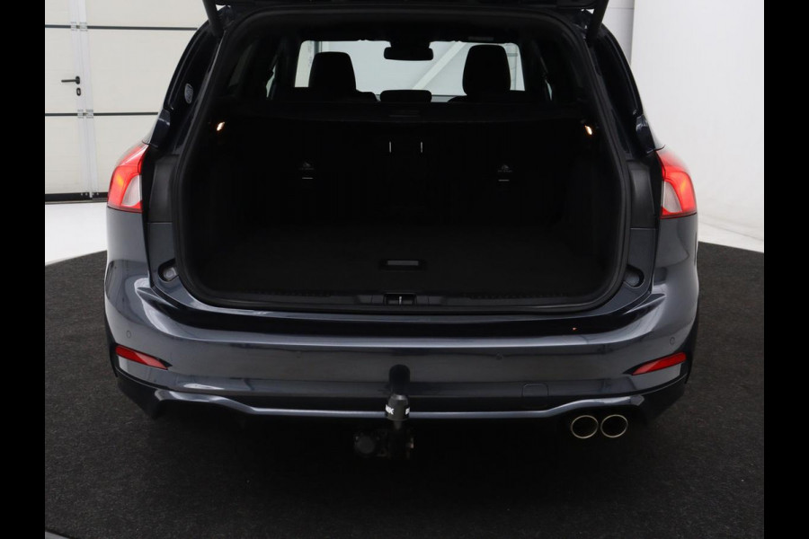 Ford Focus 1.0 EcoBoost Hybrid ST Line X Business | Trekhaak | Camera | Carplay | Navigatie | Keyless | Full LED | DAB | Parkeerhulp | Climate control | Bluetooth | Cruise control