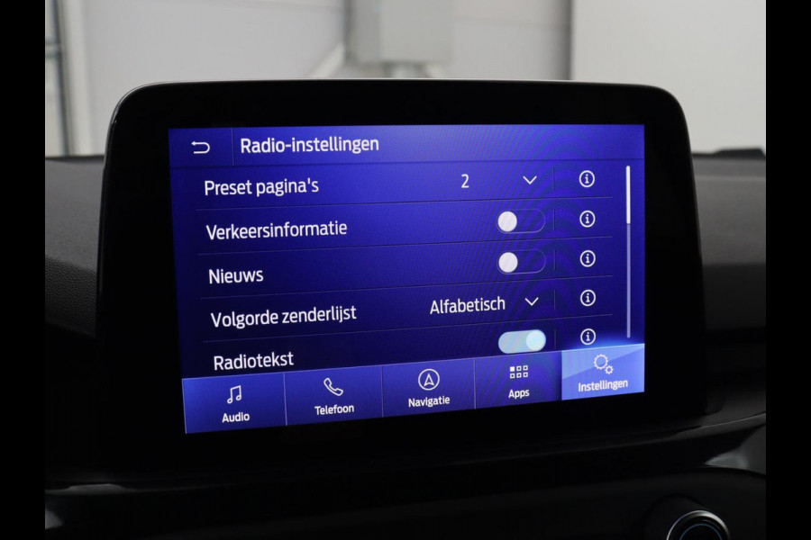 Ford Focus 1.0 EcoBoost Hybrid ST Line X Business | Trekhaak | Camera | Carplay | Navigatie | Keyless | Full LED | DAB | Parkeerhulp | Climate control | Bluetooth | Cruise control