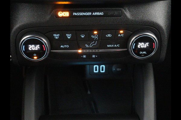 Ford Focus 1.0 EcoBoost Hybrid ST Line X Business | Trekhaak | Camera | Carplay | Navigatie | Keyless | Full LED | DAB | Parkeerhulp | Climate control | Bluetooth | Cruise control