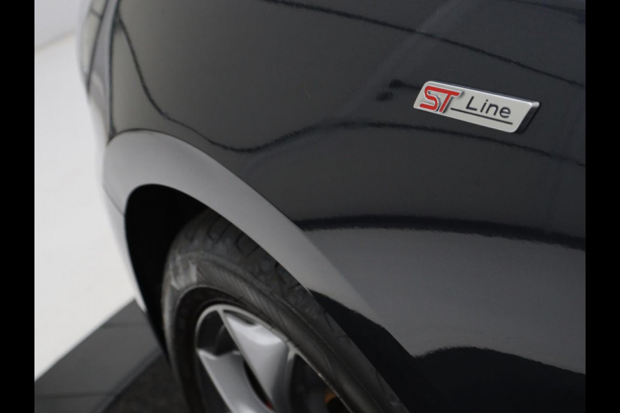 Ford Focus 1.0 EcoBoost Hybrid ST Line X Business | Trekhaak | Camera | Carplay | Navigatie | Keyless | Full LED | DAB | Parkeerhulp | Climate control | Bluetooth | Cruise control
