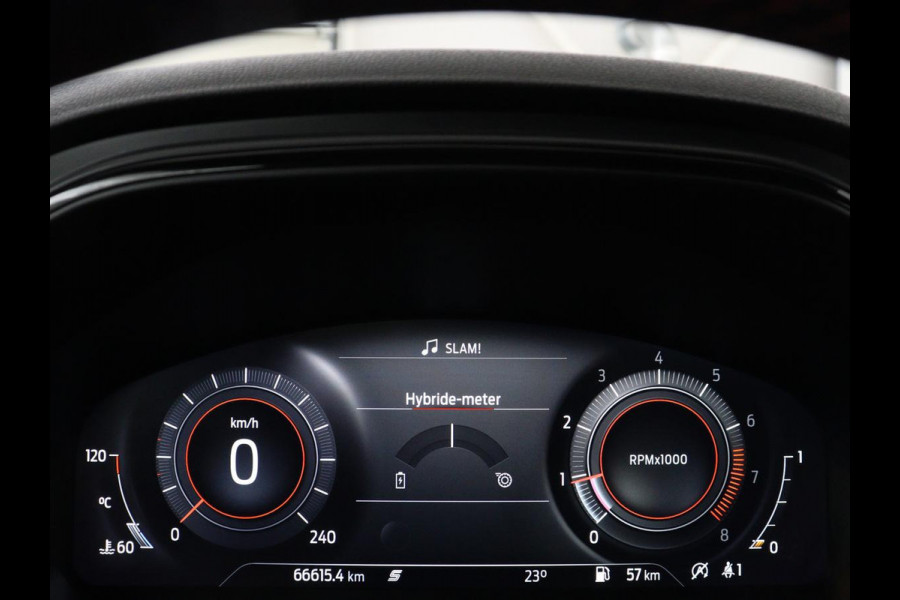 Ford Focus 1.0 EcoBoost Hybrid ST Line X Business | Trekhaak | Camera | Carplay | Navigatie | Keyless | Full LED | DAB | Parkeerhulp | Climate control | Bluetooth | Cruise control
