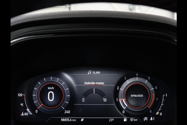 Ford Focus 1.0 EcoBoost Hybrid ST Line X Business | Trekhaak | Camera | Carplay | Navigatie | Keyless | Full LED | DAB | Parkeerhulp | Climate control | Bluetooth | Cruise control