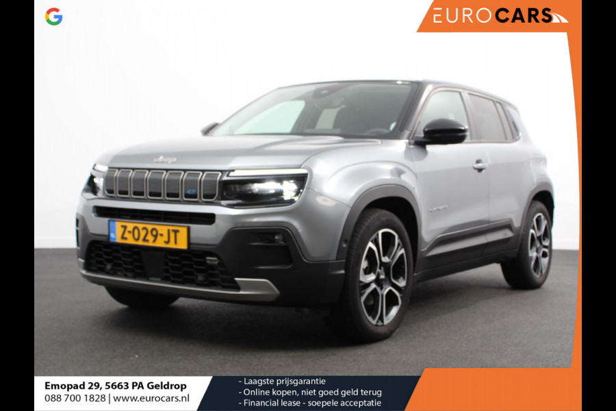 Jeep Avenger Summit 54 kWh SOH 96,5 % Camera Lichtmetalen Velgen 18" Navigatie Apple Carplay/ Android Auto Sfeerverlichting Parkeersensor achter Cruise Control Stoelverwarming Full LED Virtual Cockpit Climate Control Two tone Electrisch bedienbare achterkep
