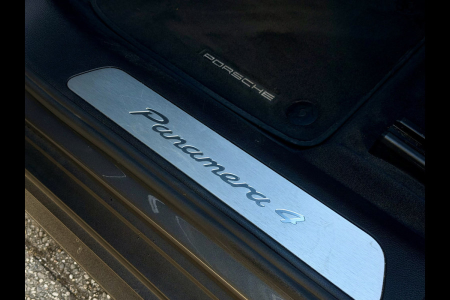 Porsche Panamera Sport Turismo 2.9 4 E-Hybrid BOSE | PANO | Sportuitlaat | Achterasbesturing | 21"