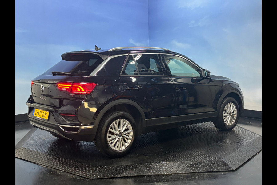 Volkswagen T-Roc 1.0 TSI Style Business Airco | Cruise | Navi | PDC