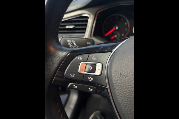 Volkswagen T-Roc 1.0 TSI Style Business Airco | Cruise | Navi | PDC