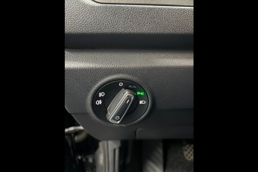 Volkswagen T-Roc 1.0 TSI Style Business Airco | Cruise | Navi | PDC