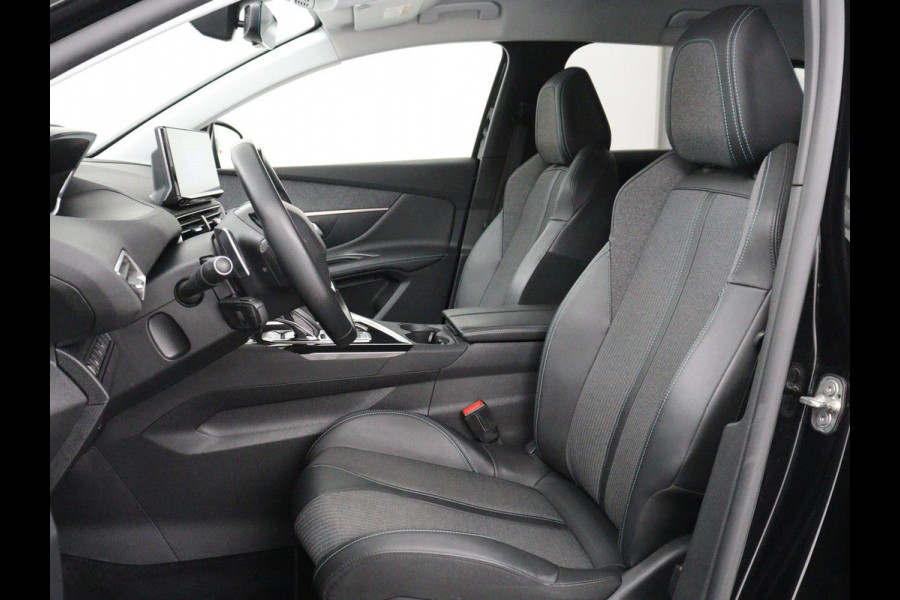 Peugeot 3008 1.6 HYbrid 225 Allure | SOH 95,8% | Trekhaak | Half leder | Carplay | Camera | Dodehoek detectie | Navigatie | Parkeerhulp | 18'' | Bluetooth | Climate control | Cruise control | PHEV | Plug In