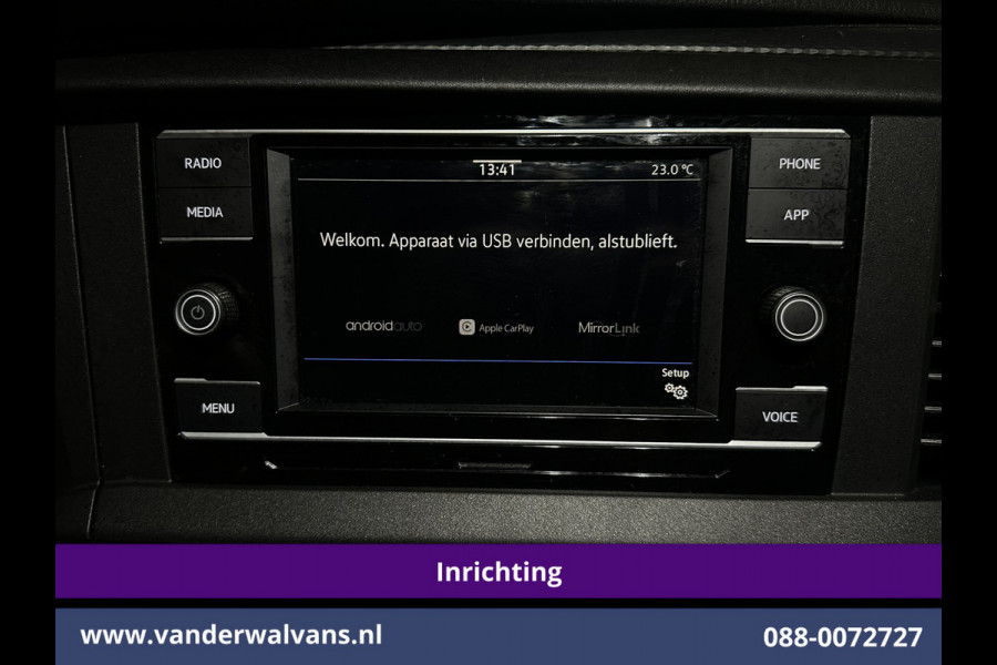 Volkswagen Transporter 2.0 TDI 150pk L2H1 Inrichting Euro6 Airco | Omvormer | Camera | 2500kg Trekhaak | Apple Carplay Android Auto, Cruisecontrol, Parkeersensoren, Dakdragers