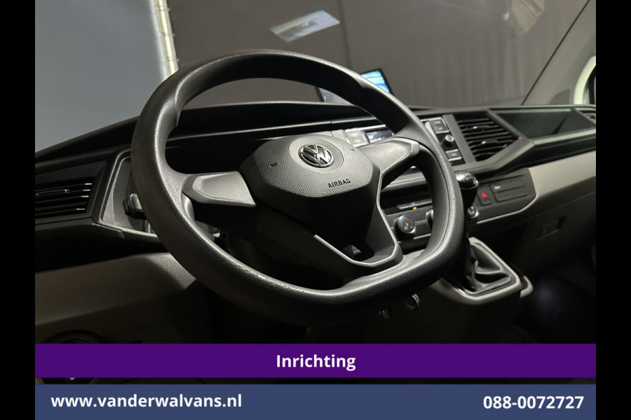 Volkswagen Transporter 2.0 TDI 150pk L2H1 Inrichting Euro6 Airco | Omvormer | Camera | 2500kg Trekhaak | Apple Carplay Android Auto, Cruisecontrol, Parkeersensoren, Dakdragers
