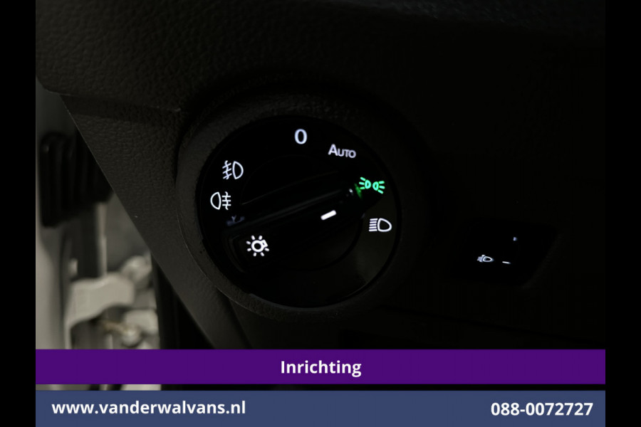 Volkswagen Transporter 2.0 TDI 150pk L2H1 Inrichting Euro6 Airco | Omvormer | Camera | 2500kg Trekhaak | Apple Carplay Android Auto, Cruisecontrol, Parkeersensoren, Dakdragers