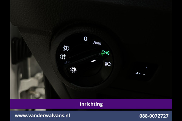 Volkswagen Transporter 2.0 TDI 150pk L2H1 Inrichting Euro6 Airco | Omvormer | Camera | 2500kg Trekhaak | Apple Carplay Android Auto, Cruisecontrol, Parkeersensoren, Dakdragers