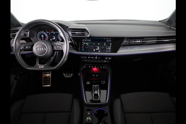 Audi A3 Limousine 35 TFSI S edition 150pk | Panoramadak | Navigatie | 19 inch Lichtmetalen velgen | Licht Pakket | Verlengde garantie