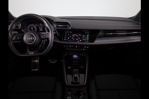 Audi A3 Limousine 35 TFSI S edition 150pk | Panoramadak | Navigatie | 17 inch Lichtmetalen velgen | Licht Pakket | Verlengde garantie