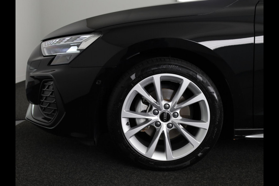 Audi A3 Limousine 35 TFSI S edition 150pk | Panoramadak | Navigatie | 17 inch Lichtmetalen velgen | Licht Pakket | Verlengde garantie