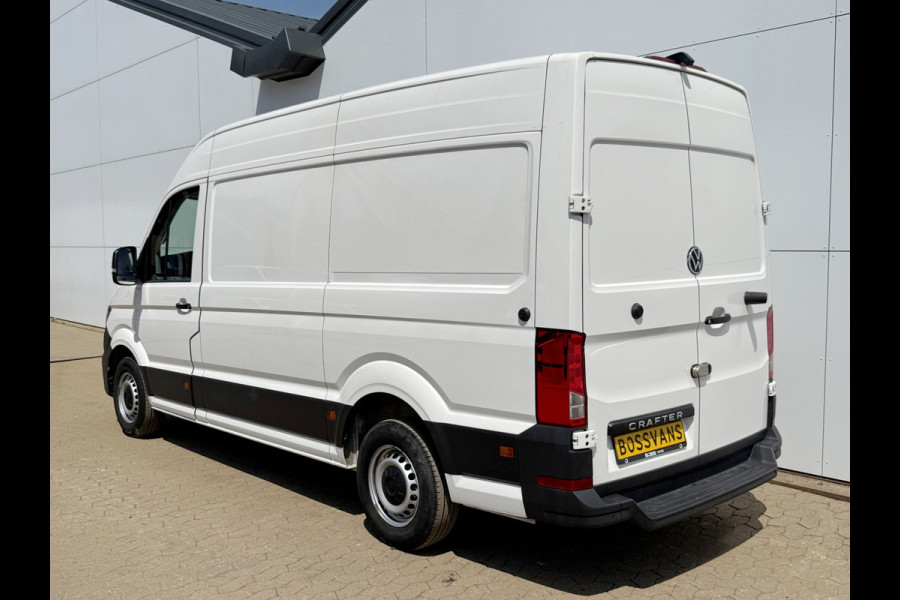 Volkswagen Crafter 2.0 TDI 140PK L3H3 Nieuw Model Virtual Cockpit Climate Control Carplay Camera Parkeersensoren v+a
