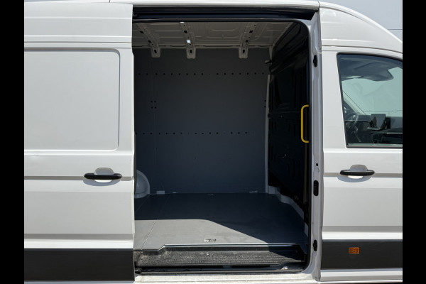 Volkswagen Crafter 2.0 TDI 140PK L3H3 Nieuw Model Virtual Cockpit Climate Control Carplay Camera Parkeersensoren v+a