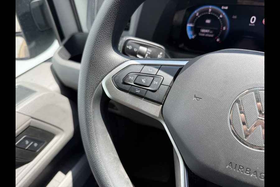 Volkswagen Crafter 2.0 TDI 140PK L3H3 Nieuw Model Virtual Cockpit Climate Control Carplay Camera Parkeersensoren v+a