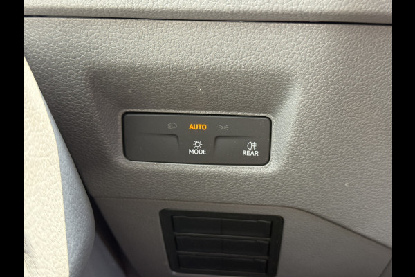 Volkswagen Crafter 2.0 TDI 140PK L3H3 Nieuw Model Virtual Cockpit Climate Control Carplay Camera Parkeersensoren v+a
