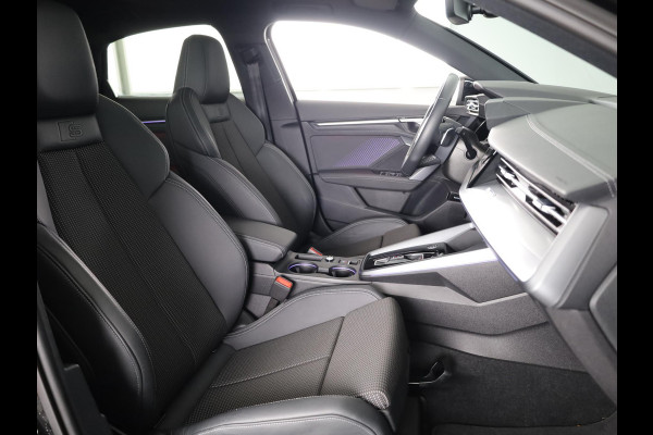 Audi A3 Limousine 35 TFSI S edition 150pk | Panoramadak | Navigatie | 19 inch Lichtmetalen velgen | Licht Pakket | Verlengde garantie